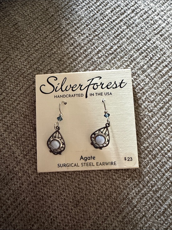 Silver Forest Jewelry - SilverForest Agate Teardrop Earrings - Silver with White Agate